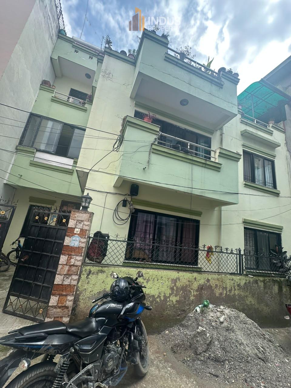 property-image